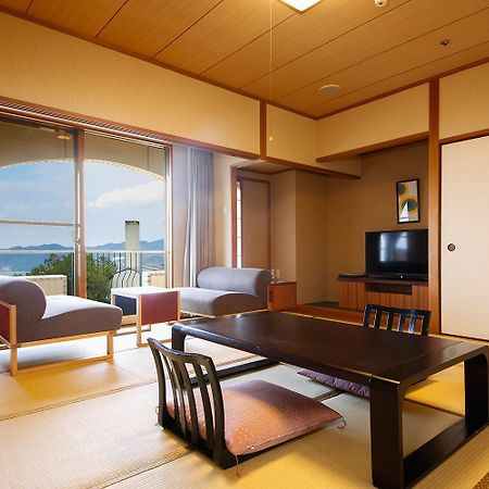 Plaza Awajishima Hotell Minamiawaji Exteriör bild